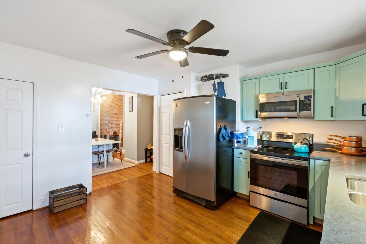Pristine Townhouse With Rooftop Deck Near Canton! Baltimore Exterior photo