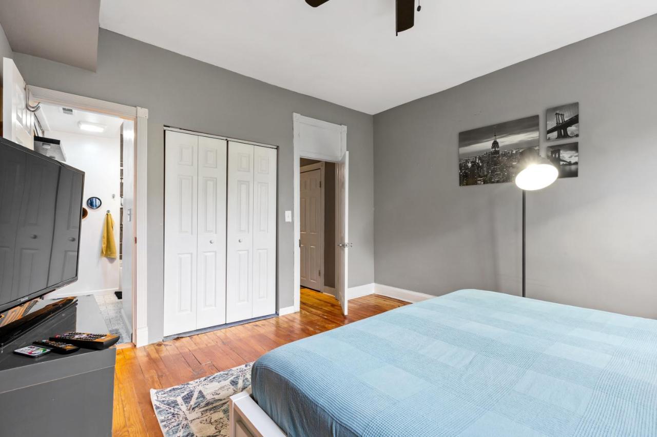 Pristine Townhouse With Rooftop Deck Near Canton! Baltimore Exterior photo