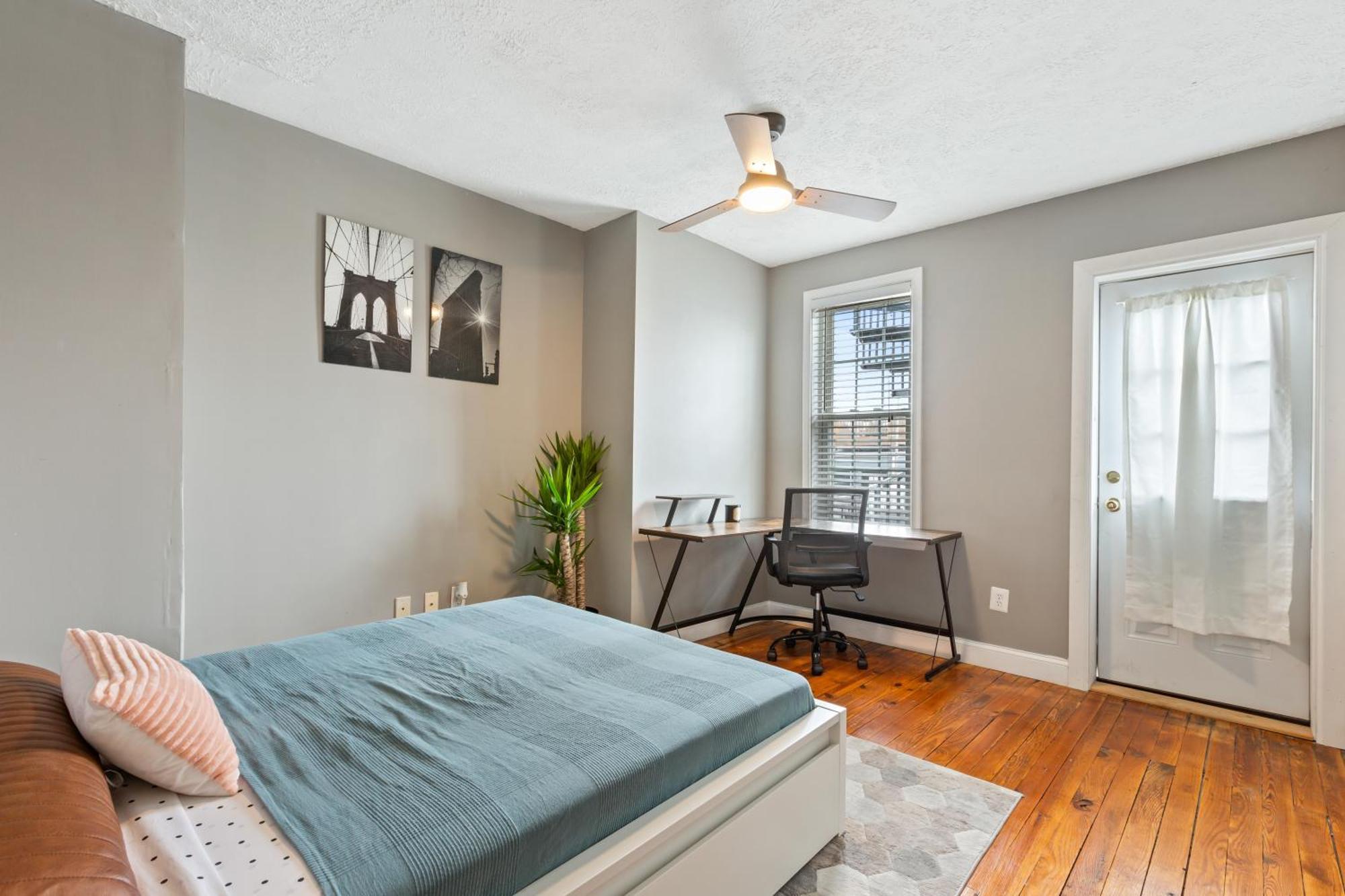 Pristine Townhouse With Rooftop Deck Near Canton! Baltimore Exterior photo