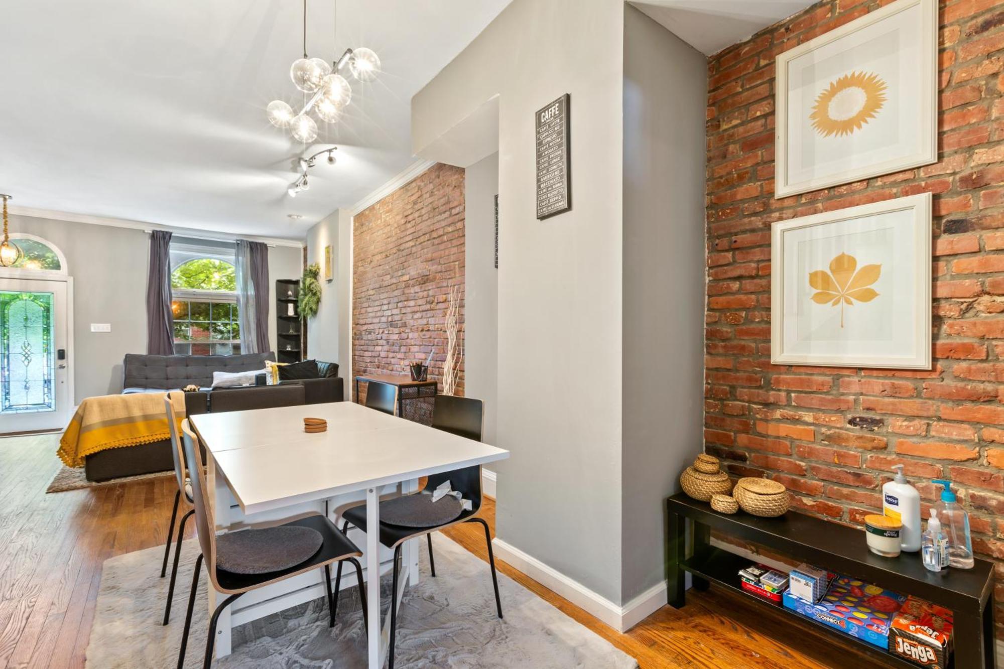 Pristine Townhouse With Rooftop Deck Near Canton! Baltimore Exterior photo